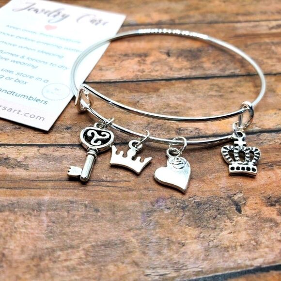 King and Queen Charm Bracelet - Picture 2 of 5